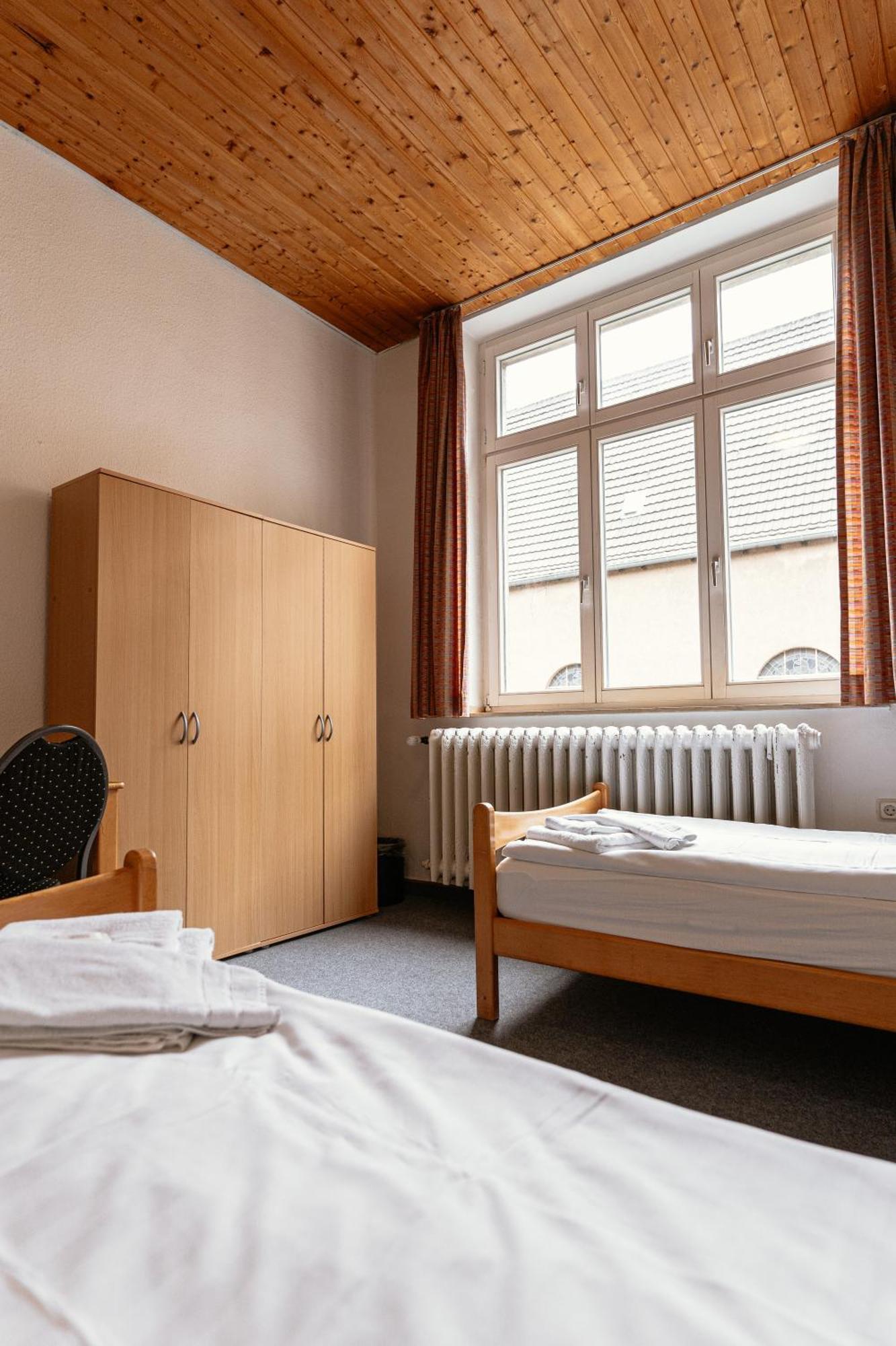 Tagungs Und Gaestehaus St Georg Кельн Екстер'єр фото