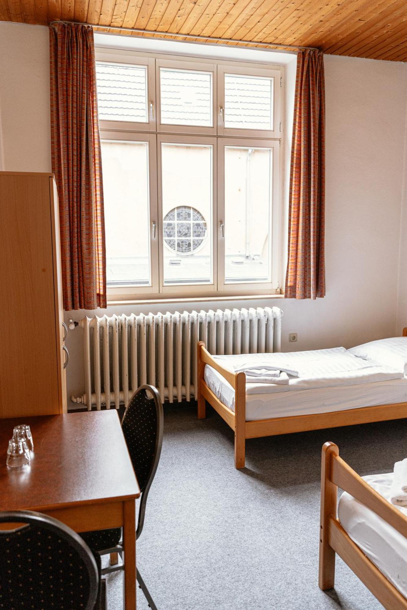 Tagungs Und Gaestehaus St Georg Кельн Екстер'єр фото